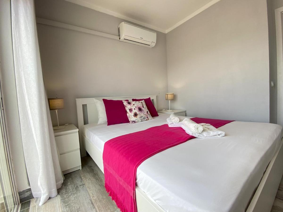 Appartamento Quarteira Ocean Breeze 2 By Homing Esterno foto