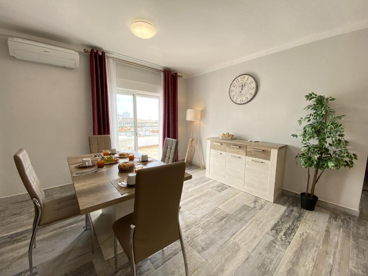 Appartamento Quarteira Ocean Breeze 2 By Homing Esterno foto