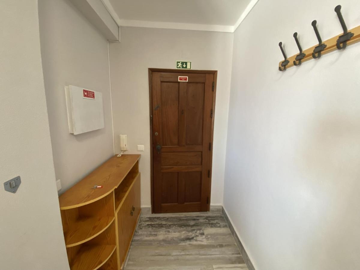 Appartamento Quarteira Ocean Breeze 2 By Homing Esterno foto
