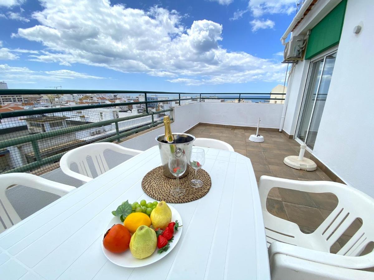 Appartamento Quarteira Ocean Breeze 2 By Homing Esterno foto